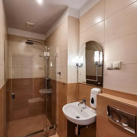 Sloneczko * שצ'קלארסקה פוראובה