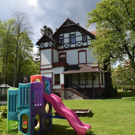 Sloneczko Homestay *